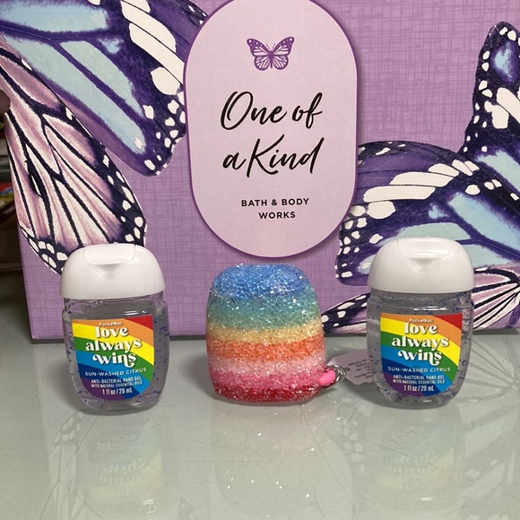 Bath & Body Works Accessories Bath And Body Works Love Always Wings